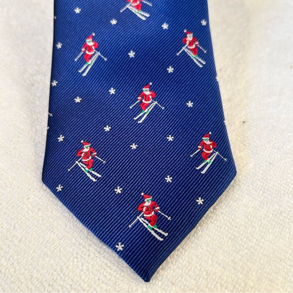 American Traditions Holiday Christmas Tie Santa Ski - Picture 2 of 3